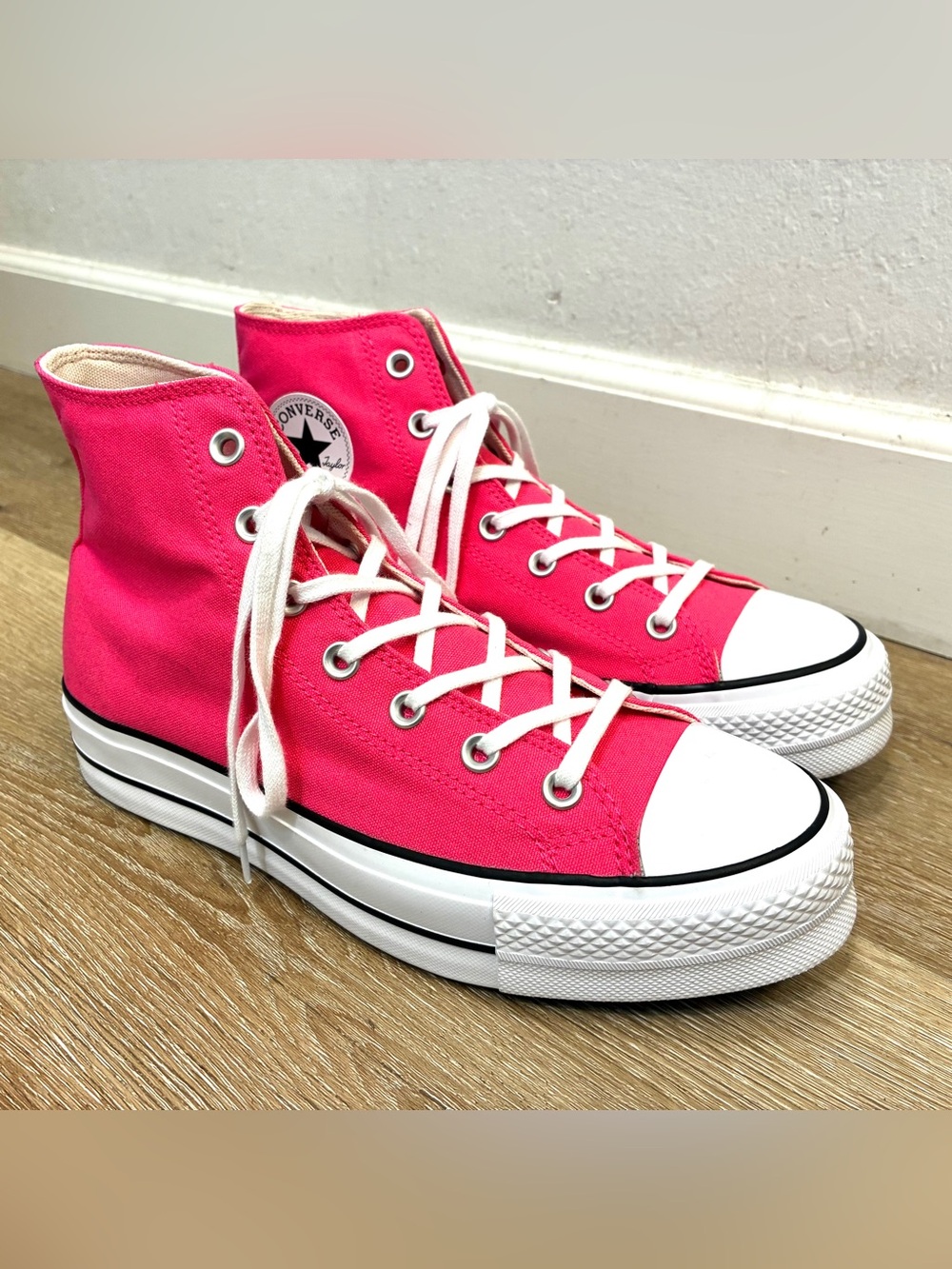 Converse Chuck Taylor All Star Pink Lift Platform High Top Women’s US 9.5 EU 41
